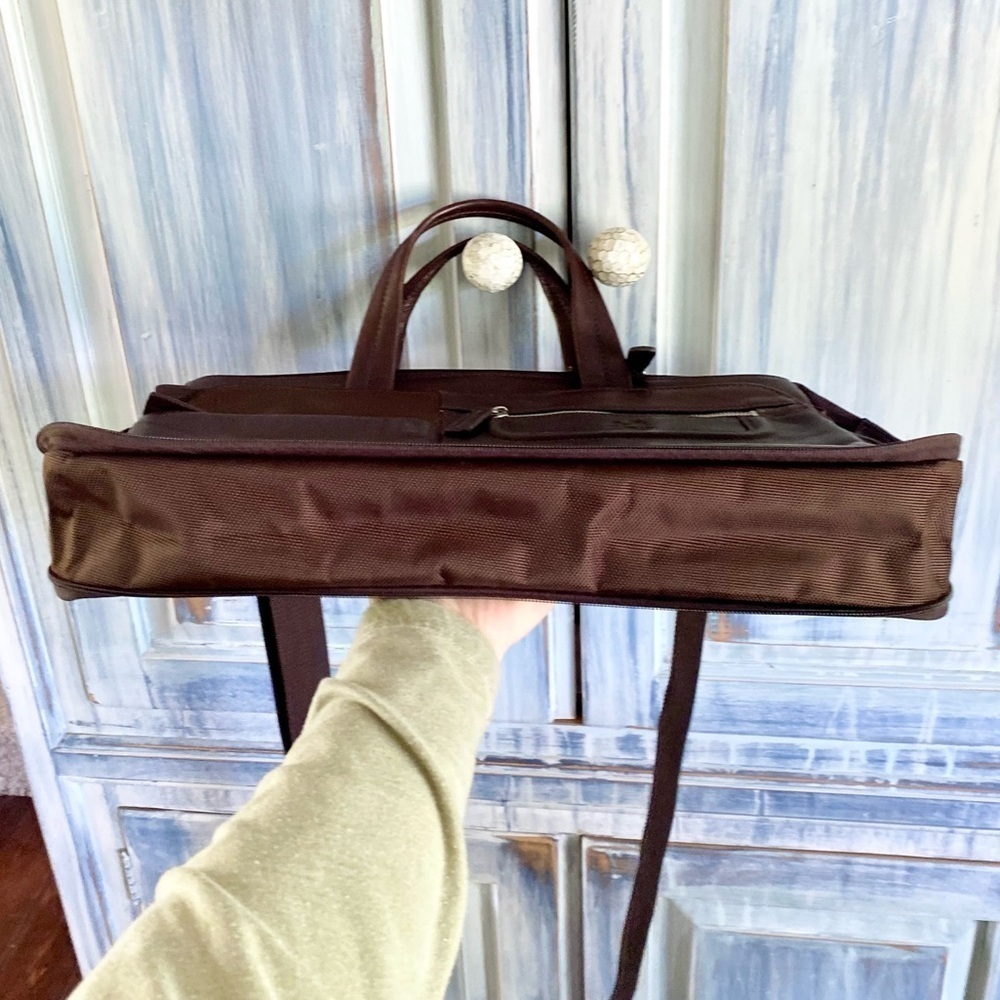 Scully Gusset Chocolate Laptop Briefcase - Picture 9 of 16
